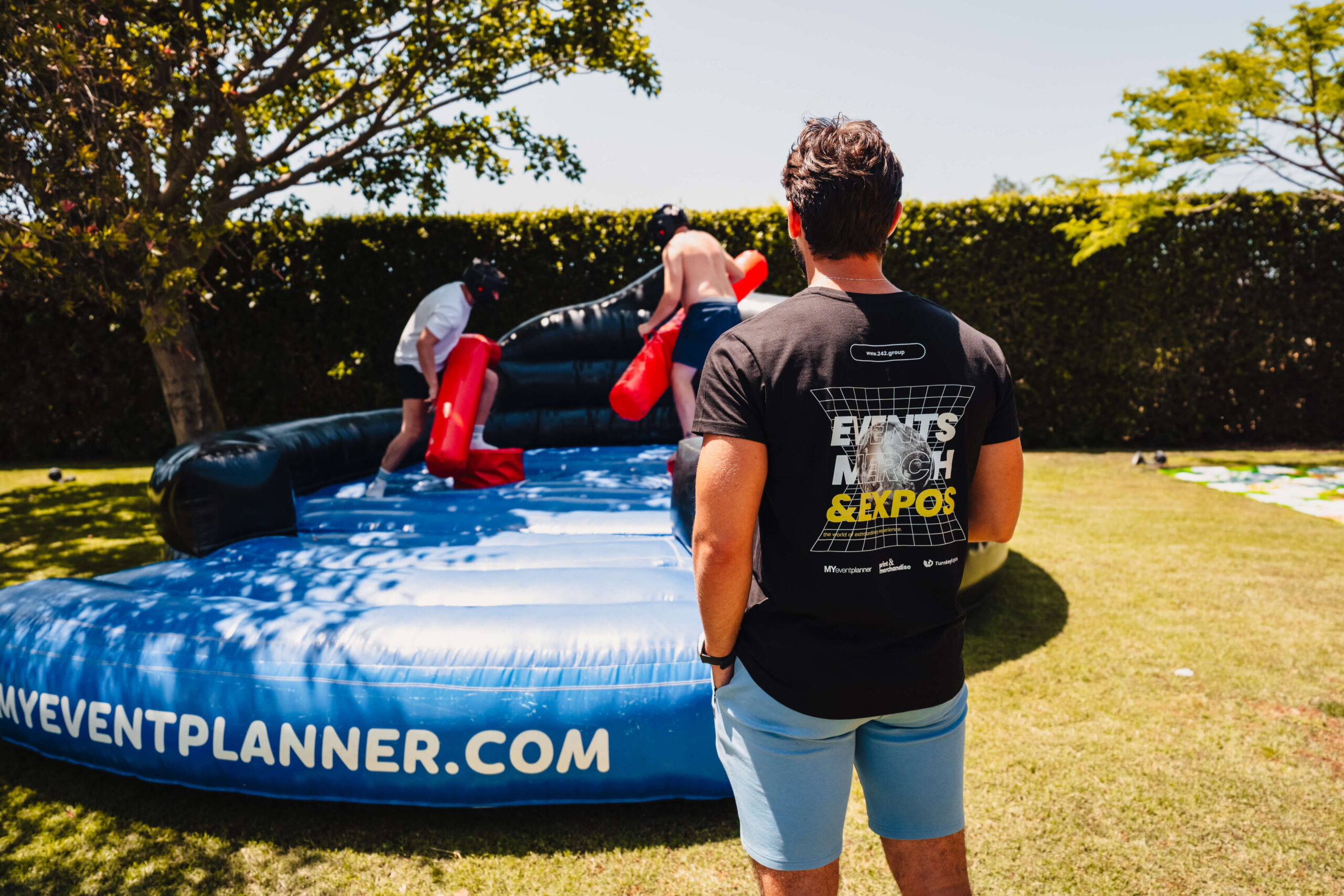 Inflatables and Blow Up Games